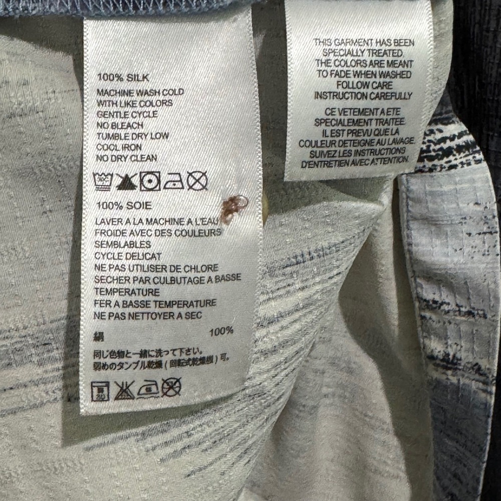 Tommy Bahama Mens XXL Silk Camp Shirt Abstract Ikat Print Blue Grey Short Sleeve - Picture 6 of 8